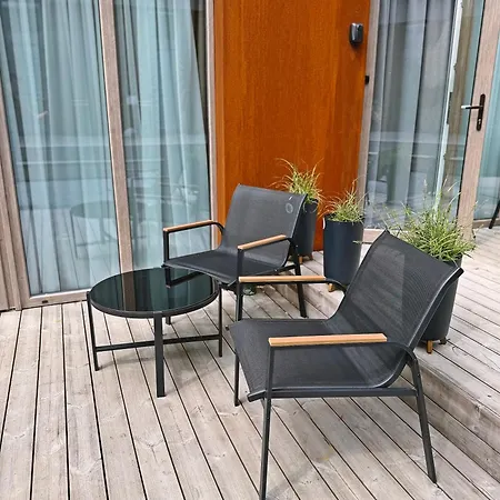 The Emerald Loft I Terrace I Free Parking Apartament *